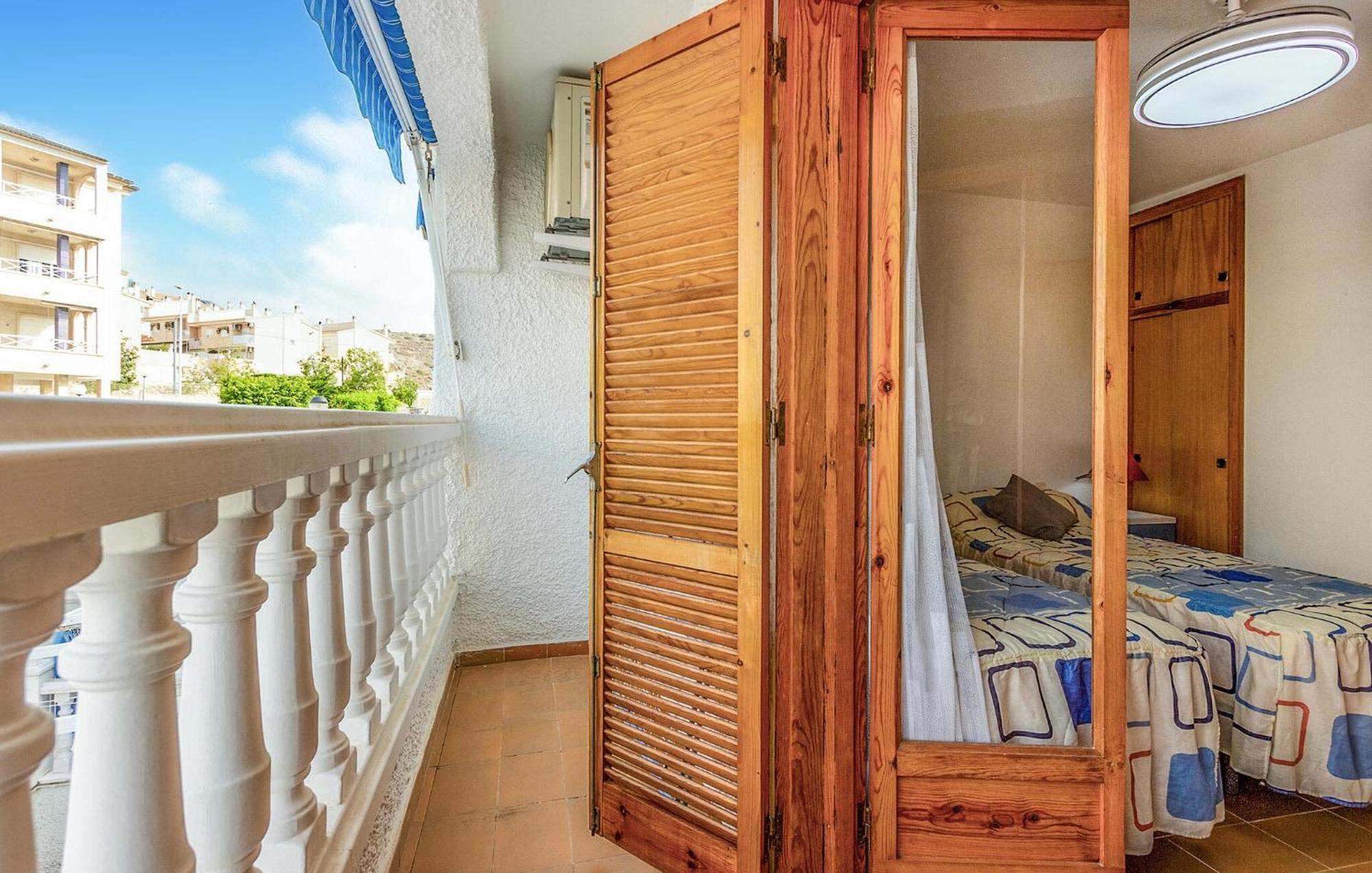 2 Bedroom Awesome Home In ซานตาโปลา ภายนอก รูปภาพ